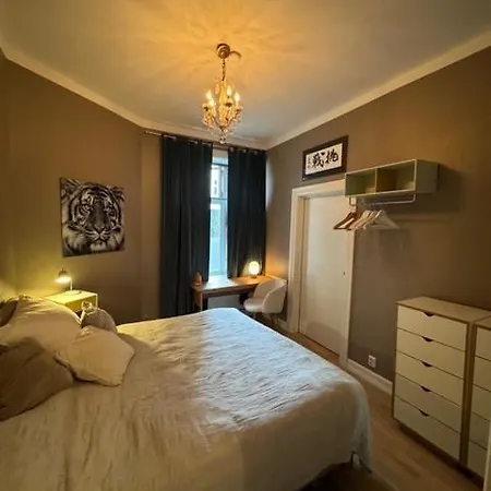 Apartamento Cozy, Quiet, And Classic