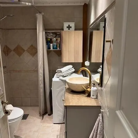 Leilighet Cozy, Quiet, And Classic